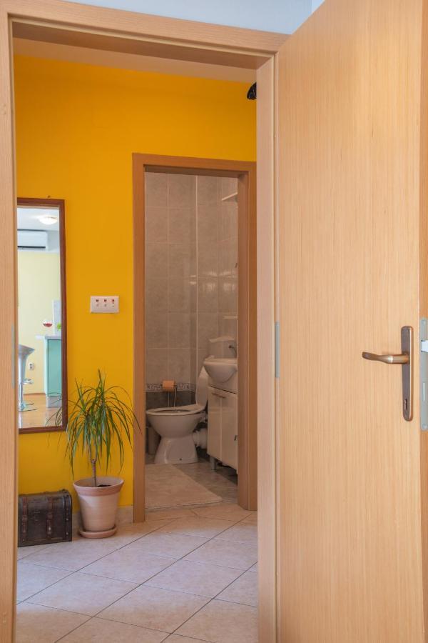 Apartman Silvija Osijek Buitenkant foto